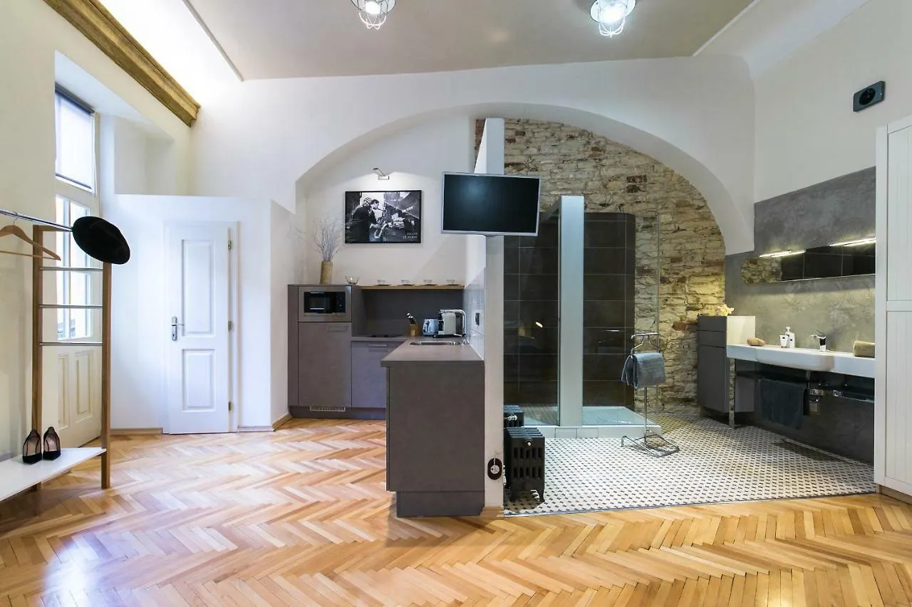 Apartment Nebovidy I - Historic Centre - Terrace - Air Conditioning Prague 0*,